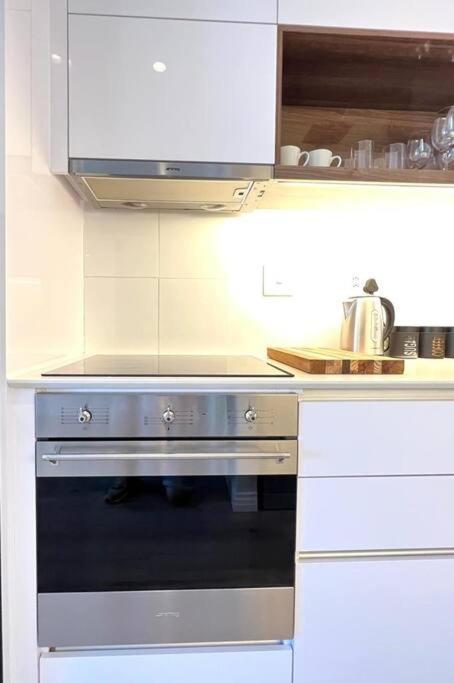 Skyline Views Stylish Studio With Pool, Parking No Load Shedding Cape Town Exterior foto